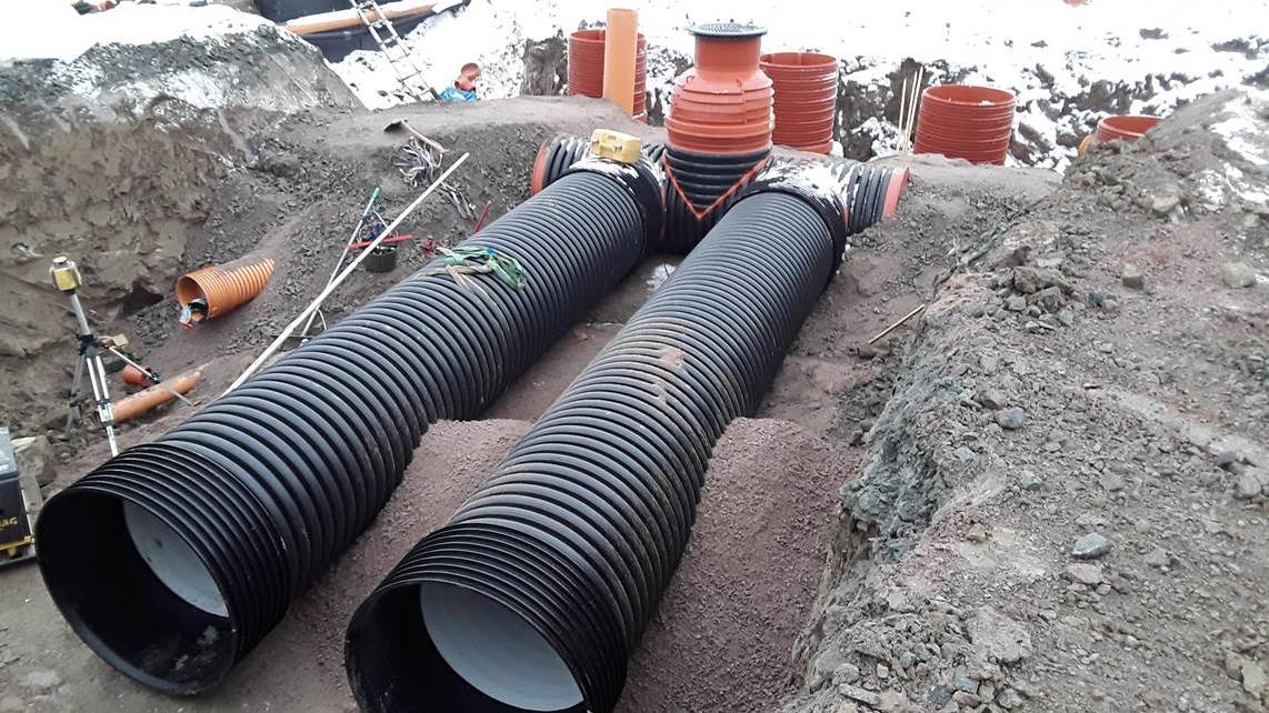 Kaczmareks DN 1000 magasin i vinterlandskap i Uppsala